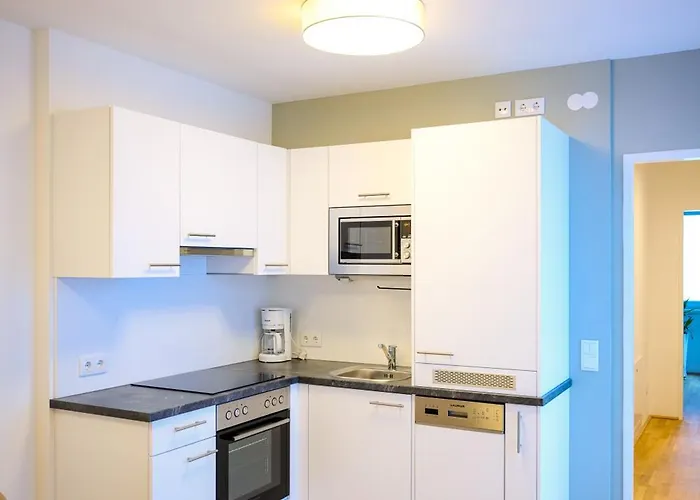 Apartment Schoen Eingerichtetes Mit Terrasse
