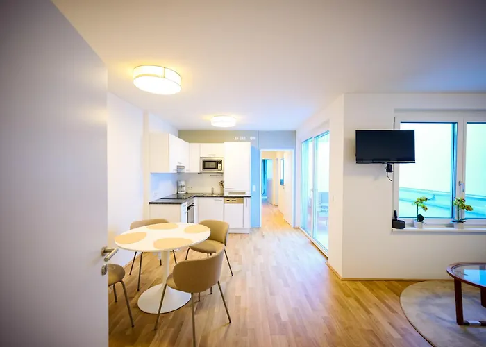 Apartment Schoen Eingerichtetes Mit Terrasse *
