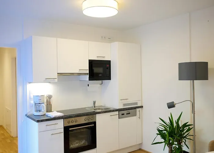 Apartment Schoen Eingerichtetes Mit Terrasse