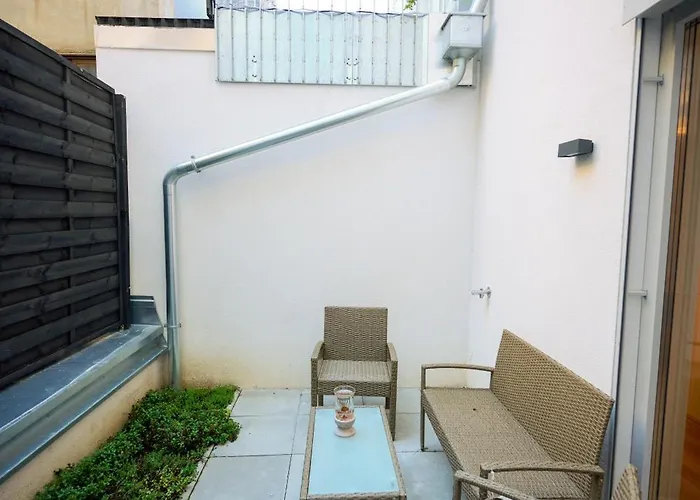 Schoen Eingerichtetes Mit Terrasse Apartment *